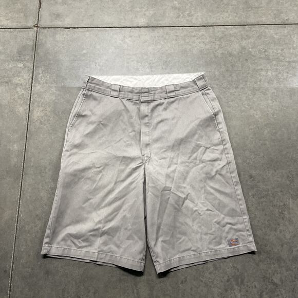Dickies Men's Utility Shorts Grey, Not Sure On Size But Provided Measurements - Picture 1 of 9